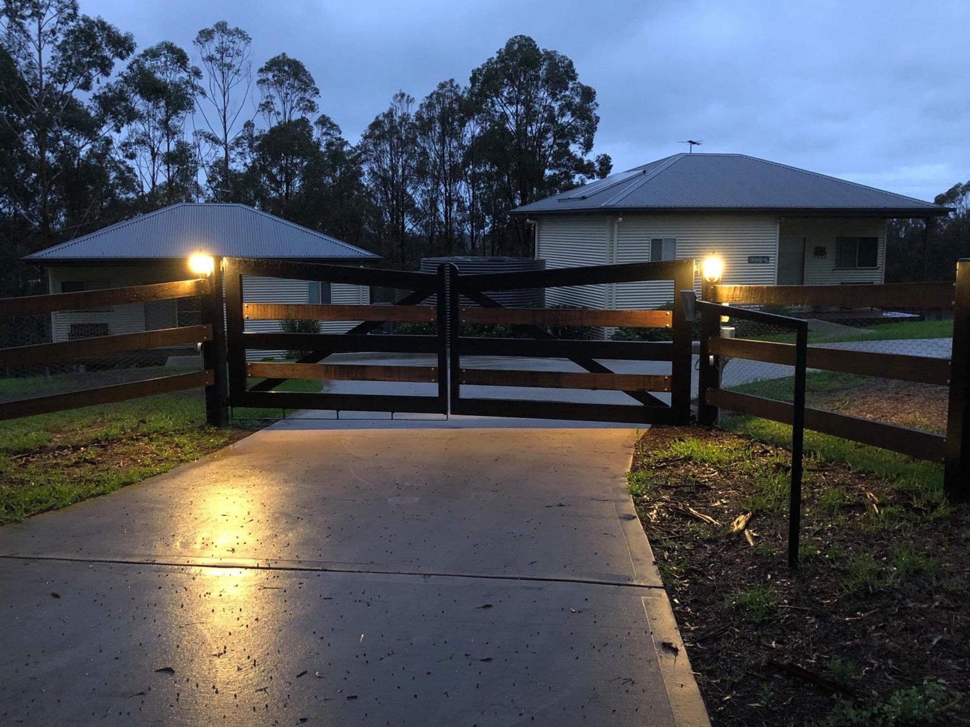 Blueberry Hills On Comleroy Farmstay - Self-Contained Cottages Kurrajong Quarto foto